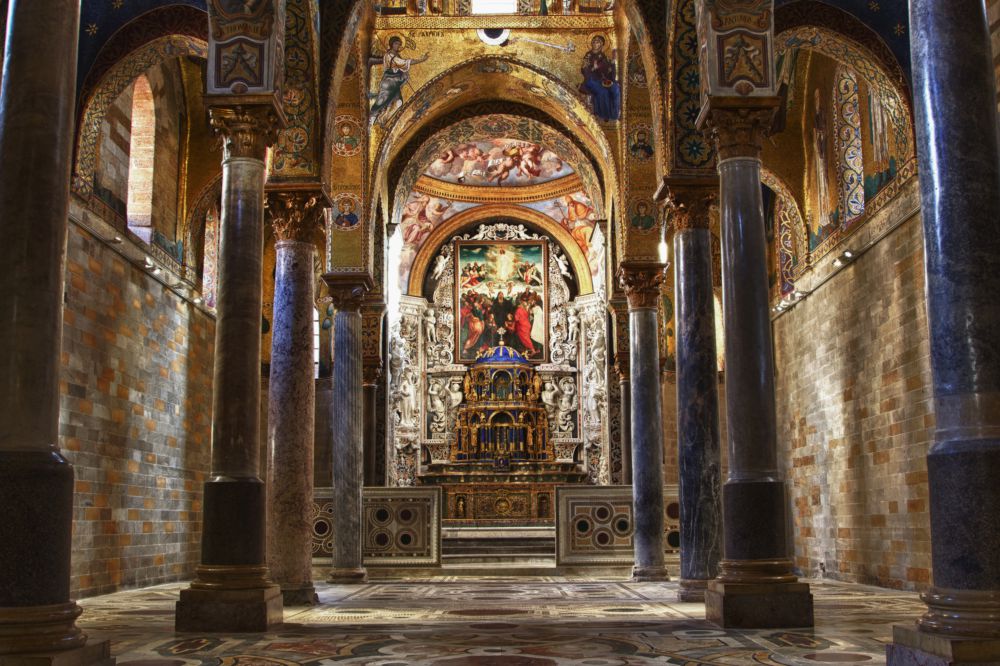 interior-view-mosaic-church-martorana