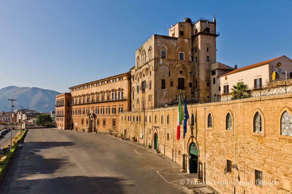 Palazzo dei Normanni esterno